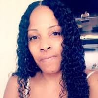 Rosena Williams's Instagram, Twitter & Facebook