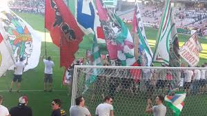 Der fcn verliert zum abschluss des trainingslagers bei rapid wien 2:1 (1:1) damir canadi hatte bereits vor dem spiel angekündigt, dass er wieder ein neues system ausprobieren wollte. Rapid Wien Und Fcn Block West 1 Youtube