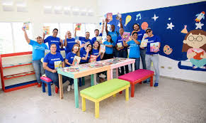 Grupo corporativo de la concha. Voluntarios De Samsung Dan Vida A Una Escuela De Arroyo Hondo Ii Con Mejores Espacios De Aprendizaje En Su Mes De Voluntariado Samsung Newsroom Latinoamerica