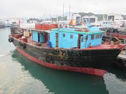 香港海关- 新聞公報- 香港海关侦破大型海上走私香烟案件检获约六 ...