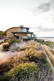 Colin Mcbeaths Garten Bei Damen See Ist Ein Innovativ Gepflanzt Kusten Garten In St Andrews Fe Das Haus Ha In 2020 Landscape Design Coastal Gardens Seaside Garden