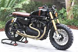 Building Muscle Cohn Racer S Tough Harley Xr1200x Scrambler Pipeburn