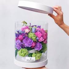Source Exquisite Preserved Flower Delivery Box Round Clear Plastic Flower Box On M Alibaba Com How To Preserve Flowers Flower Delivery Box Flower Delivery