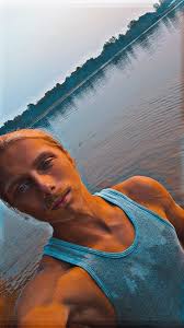 Hey my name is Bradley I love working and fishing and hunting and hanging  out with the family and I am 17 about to be 18 i go to church every Sunday