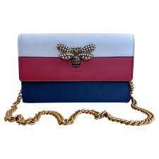 She wore her stunning richmond brooch. Gucci Queen Margaret Crossbody Bag Aus Leder Second Hand Gucci Queen Margaret Crossbody Bag Aus Leder Gebraucht Kaufen Fur 690 4539414