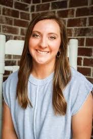 Donna Yow's Instagram, Twitter & Facebook