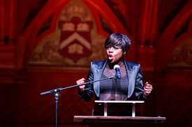 Fresh Off Oscar Win Another Honor For Davis Harvard Gazette