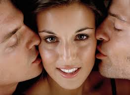 Ma femme offerte à trois hommes - Histoire de sexe - Union