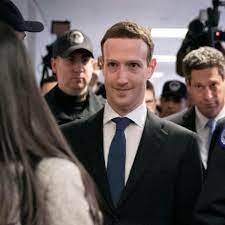 Zuckerberg Memes Hilarious Mark Zuckerberg Meme Where He S A Robot Drinking Water Like A Human Facebook