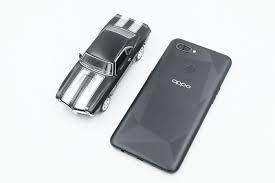Smartphone ini siap bersaing dengan samsung galaxy s20 ultra untuk merebut para pecinta ponsel premium. Daftar Harga Hp Oppo 1 Jutaan Di Online Dan Offline Bulan April 2021 Semua Halaman Nextren Grid Id