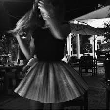 Aesthetic Black And White Icons Tumblr Girl Panosundaki Pin