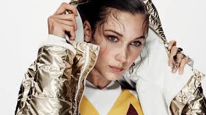 Bella Hadid 2440x1373 Wallpaper Teahub Io