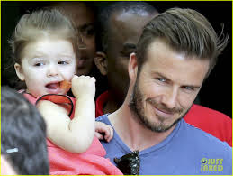 David & Victoria Beckham: Eiffel Tower Lunch with the Kids: Photo 2864198