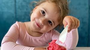 Seth Gilmer's Instagram, Twitter & Facebook