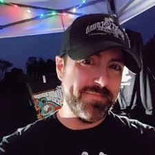 Cheryl Link's Instagram, Twitter & Facebook