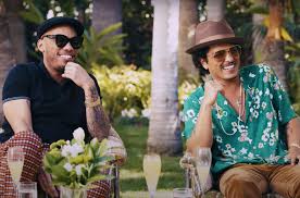 Bruno mars (born peter gene hernandez on october 8, 1985) is an american pop/r&b singer/songwriter. 9o1h0 Rsmq Kfm