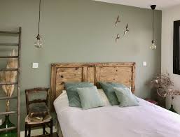 vieille porte bois tete de lit idees decoration chambre parentale chambre parentale bois decoration chambre parentale