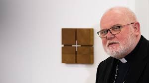 Reinhard marx wuchs als sohn eines schlossermeisters in geseke (erzbistum paderborn). Reinhard Marx Stern De