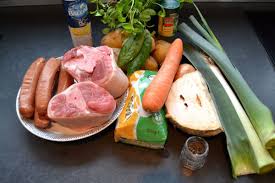 Omas Klassische Erbsensuppe Rezept Mit Eisbein Rezept Erbsensuppe Erbsen Suppe Erbsensuppe Rezept
