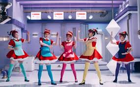 Leader grup red velvet itu kerap jadi bahan perbincangan fans kpop karena. Mulai Tersebar Nama Fandom Red Velvet Tak Disukai Fans Entertainment Fimela Com