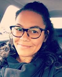 Shannon Sadler's Instagram, Twitter & Facebook