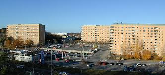 I östra sätra pågår omfattande renoveringar av stora delar av gavlegårdarnas bostadsbestånd. Bebyggelseregistret Bebr Riksantikvarieambetet