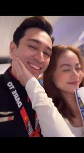 Pergi airport to surprise my husband 🙈🤍 i love you @Akhmal Nazri