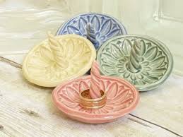 Ring Holder Trinket Dishes And Ring Catcher Bowl By Mymothersgarden Ceramic Pottery Trinket Dishes Ceramics Handcrafted Ceramics