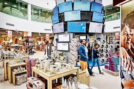 O catálogo também é composto por itens de mercado, vestuário. Magazine Luiza Compra Kabum Por Cerca De 3 5 Bilhoes De Reais Nucleo De Varejo