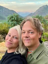 🎈Birthdays are anniversaries marking our lives. Grateful to have reached  the 5th floor 🙏