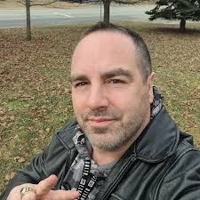 Stephen Chamberlain (@stephenmchamberlain) • Instagram photos and videos