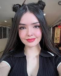 Joel Claus's Instagram, Twitter & Facebook