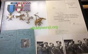 WW2 German, Soviet, Allied militaria, uniforms, awards, weapons history.  War relics forum