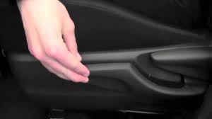 Cara nak rendahkan kerusi belakang kereta estima. 2012 Toyota Yaris Driver Seat Adjustment How To By Toyota City Youtube