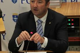 Yvelines Poissy Le Maire Dit Non Aux Policiers Dans Les Ecoles 78actu