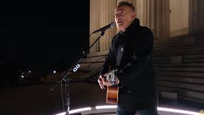 Bruce springsteen in springsteen on broadway at the st. Bruce Springsteen Plays Celebrating America From Lincoln Memorial Steps
