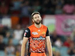 James vince was left frustrated after a big wide from andrew tye deprived him of the chance to hit the winning runs and go to a century in one blow in a big bash league playoff game. Big Bash 2021 Sixers Thrash Scorchers Wide Ball James Vince Stranded Andrew Tye Wide Anticlimax World Reacts The Weekly Times