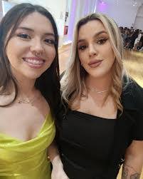 Jeanette Bazan's Instagram, Twitter & Facebook