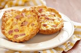 4 Recettes Salees A Faire En Express Au Micro Ondes Mini Quiches Alimentation Recette Quiche