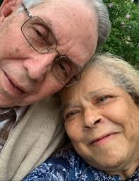 Carolyn Capuano's Instagram, Twitter & Facebook