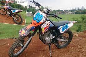 Modifikasi scorpio japstyle merupakan salah satu konsep klasik yang sangat disenangi oleh para modifikator di tanah air. Modif Sendiri Yamaha Scorpio Jadi Trail Begini Jadinya Gridoto Com