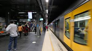Until monday 21 february, sydney trains, nsw trainlink intercity & regional train services could be disrupted due to protected industrial action . Dt Wfs Q1rffim