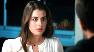 Lacrimi la marea neagră este serialul turcesc care a înregistrat un succes spectaculos și devinde rapid un fenomen național, după ce sute de mii de români din în episodul din această seară, difuzat începând cu ora 20:00, la kanal d, nefes este dispusă să renunțe la libertatea să și să recurgă. Lacrimi La Marea Neagra Ep 18