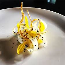 Parsnips Done 3 Ways Pureed Dehydrated And Pickled W Chrysanthemum Flowers Black Garlic And Shio Kombu Consomm Gourmet Food Plating Food Food Inspiration