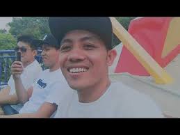 Flexible man performer