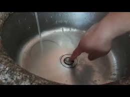 Yazımızda farklı maddelerden yapılan lavaboların kimyasal kullanılmadan nasıl beyazlatılacağını ele aldık. Lavabo Temizleme Yontemleri 5 Dakika Super Sonuc Youtube