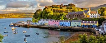 بأنّها مدينة إيطالية تقع في مقاطعة توسكانا التي تُعد فلورنسا عاصمتها؛ فهي المدينة الأكثر اكتظاظًا بالسكان في توسكانا، حيث تقع مدينة. Ø¬Ø²ÙŠØ±Ø© Ø³ÙƒØ§ÙŠ ÙÙŠ Ø§Ø³ÙƒØªÙ„Ù†Ø¯Ø§ Ø³Ø§Ø¦Ø­