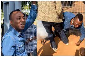 A female police officer has reportedly shot omoyele sowore, the founder of sahara reporters, in abuja, according to a tweet put out by human i watched sowore being shot live on facebook. Eqc8ib25l3slqm