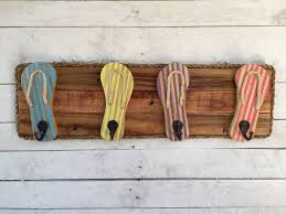 929 x 1500 jpeg 391 кб. Pin On Flip Flop Towel Racks
