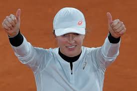 W kolejnym meczu czeka już ją jednak duże większe. Iga Swiatek Polfinal French Open Roland Garros Transmisja